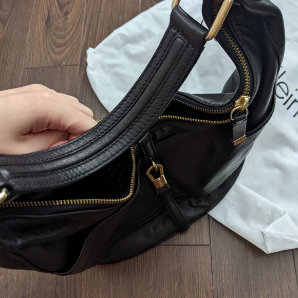 Calvin Klein handbag - Picture 3 of 4